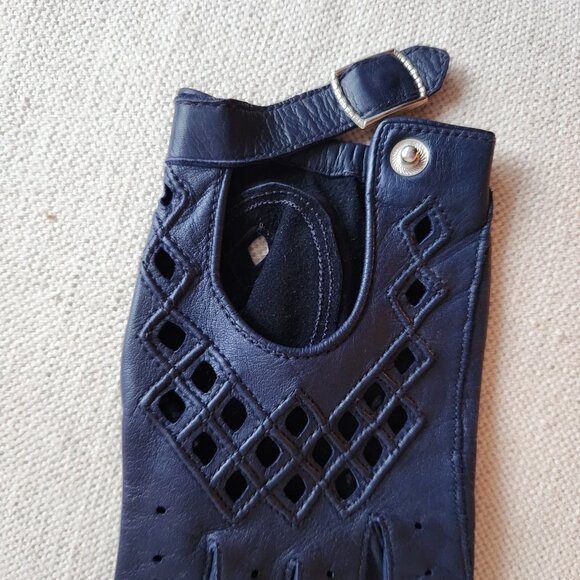 Vintage Navy Soft Leather Driving Gloves - S/M - Picture 5 of 7